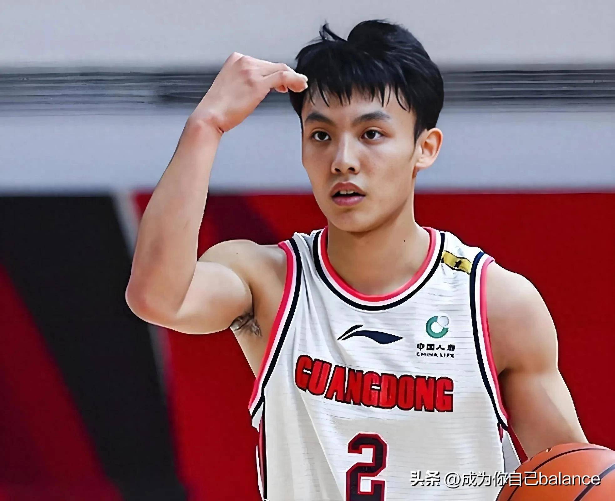 广州队全队表现出色，惊险战胜山西男篮