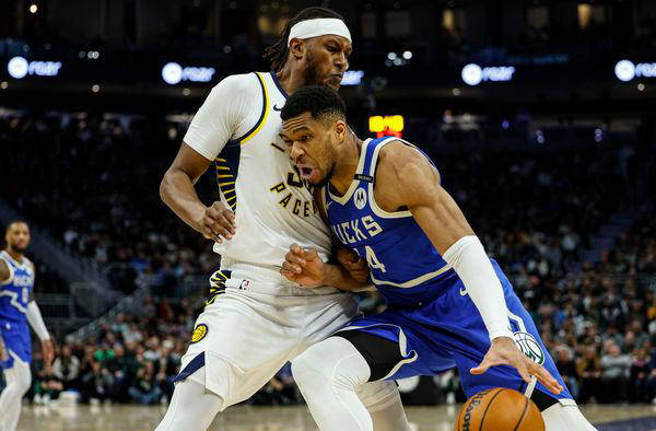 雄鹿陷入低谷，状态爆棚连败，三连败球队命运悬念！